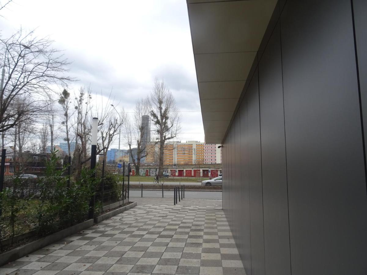 W Centrum, Garaz I Jakuzzi W Cenie Апартаменти *
